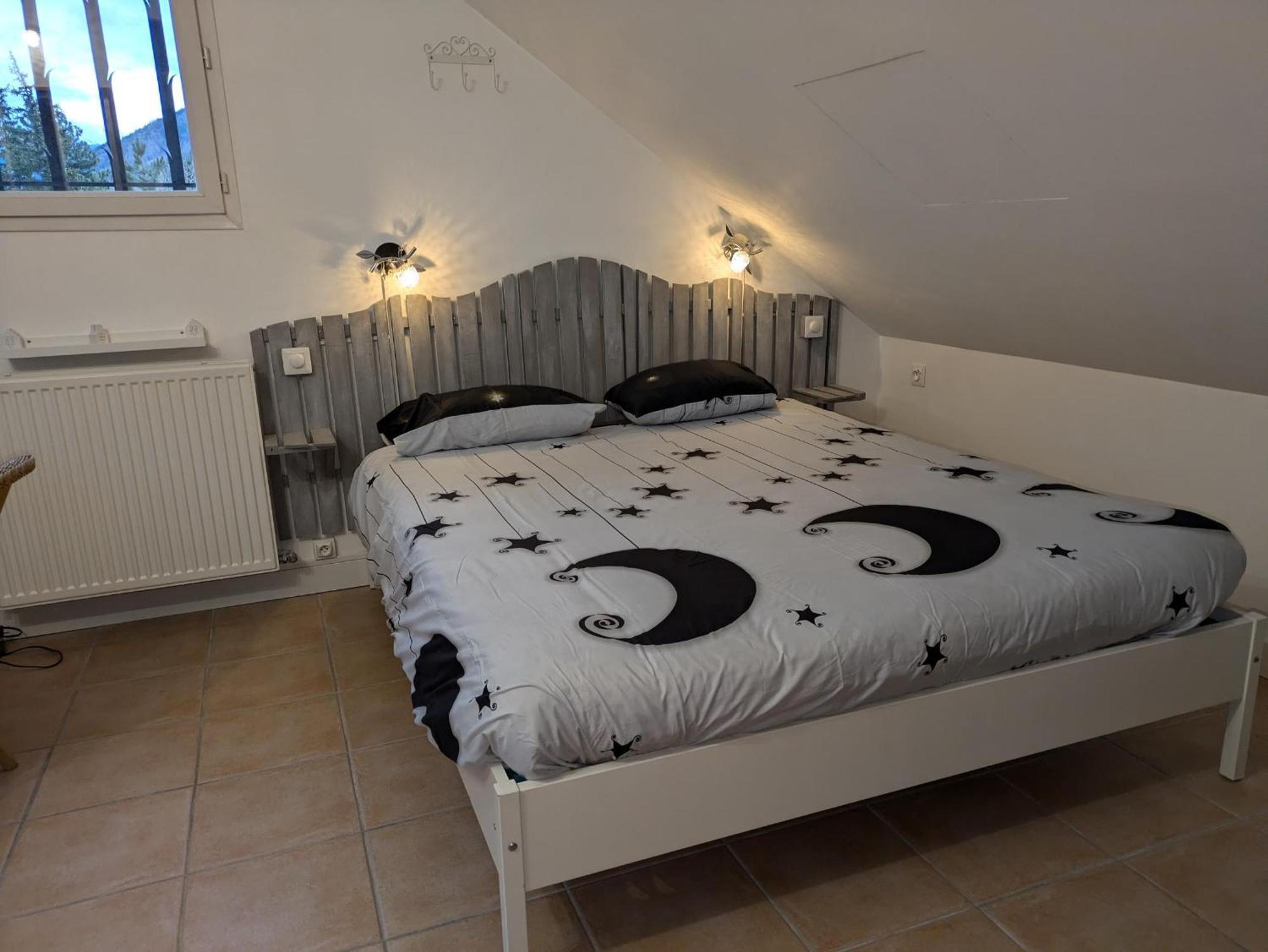 La Tulipe **** Bed & Breakfast Savines Exterior photo